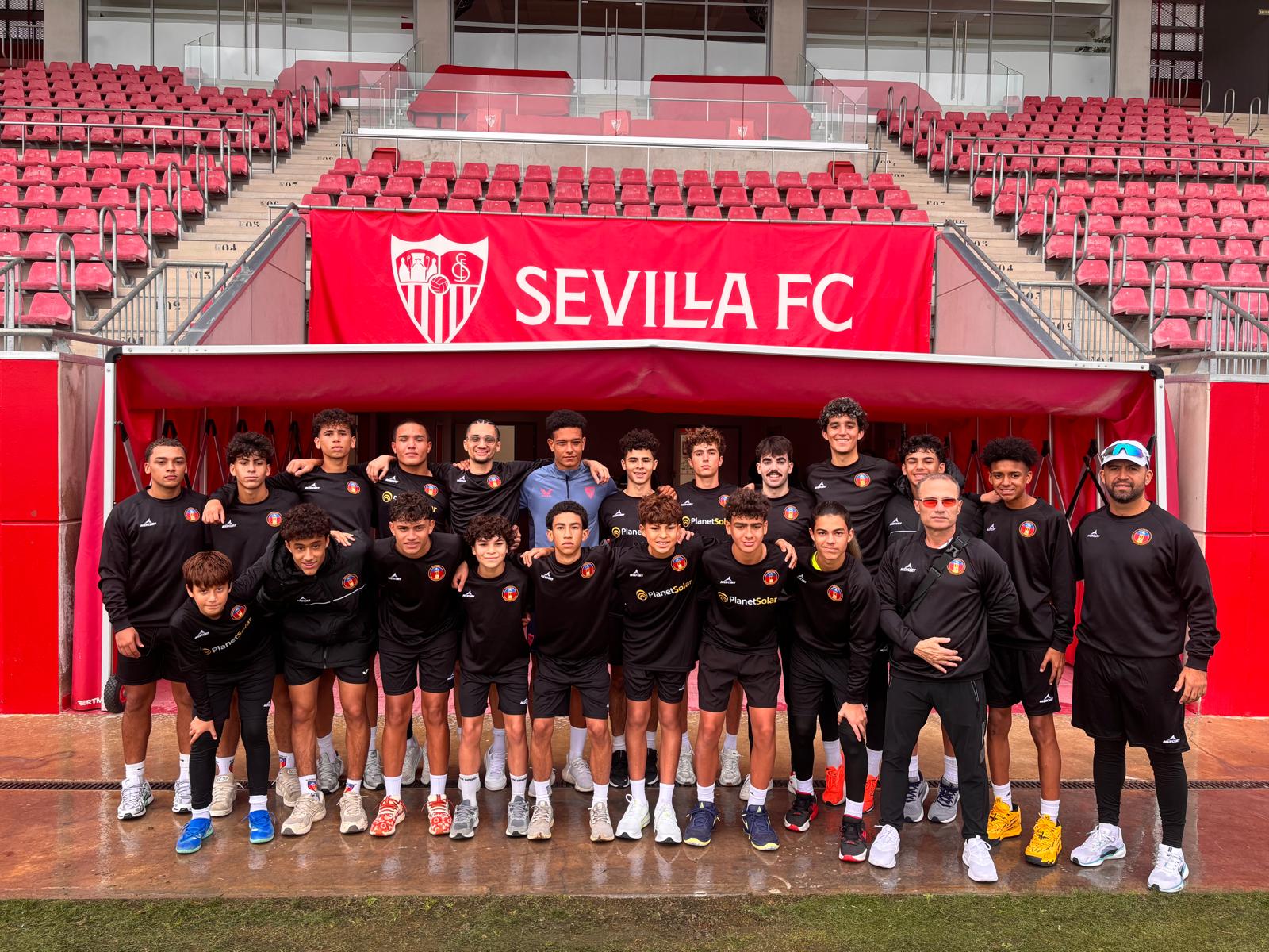 La Academia Hispania FF de Puerto Rico participó en la Players Academy del Sevilla FC